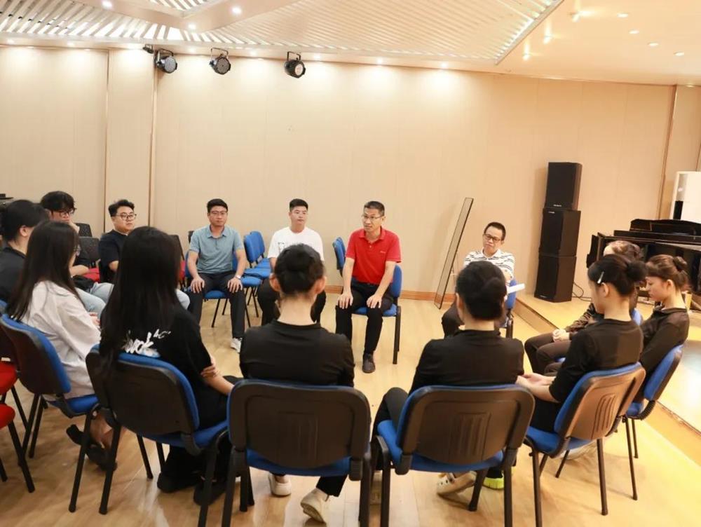 图片10.jpg 图片10.jpg